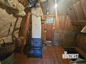 Дом 27м², 2-этажный, участок 8 сот.  