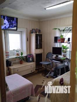 Дом 42м², 2-этажный, участок 9 сот.  