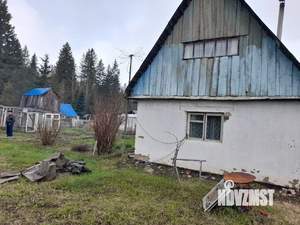 Дом 49м², 2-этажный, участок 6 сот.  