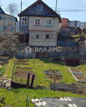 Дом 40м², 2-этажный, участок 5 сот.  