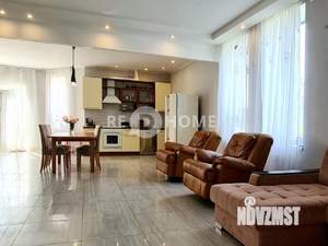 Коттедж 271м², 3-этажный, участок 9 сот.  