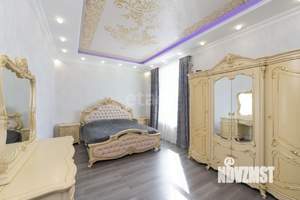 Дом 272м², 2-этажный, участок 9 сот.  