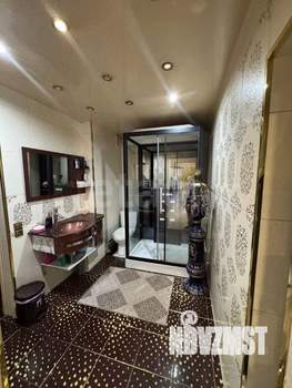 Дом 300м², 2-этажный, участок 12 сот.  