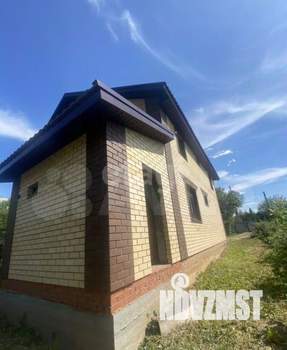 Дом 274м², 2-этажный, участок 6 сот.  