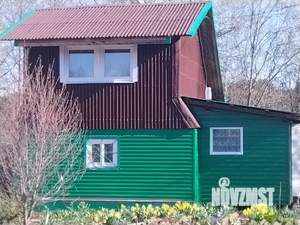 Дом 40м², 2-этажный, участок 6 сот.  