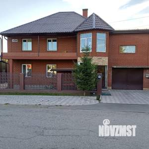 Коттедж 315м², 2-этажный, участок 7 сот.  