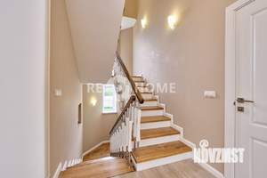 Дом 309м², 2-этажный, участок 10 сот.  