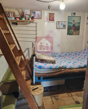 Дом 30м², 2-этажный, участок 5 сот.  