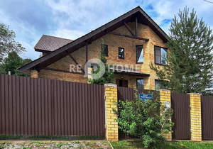Дом 271м², 3-этажный, участок 9 сот.  