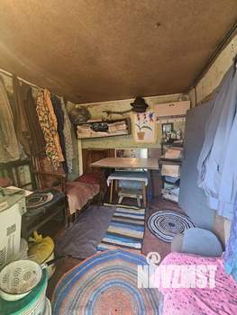 Дом 27м², 2-этажный, участок 8 сот.  