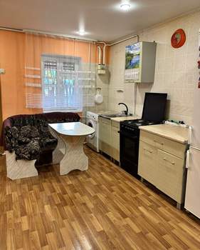 Дом 197м², 2-этажный, участок 1 сот.  