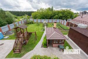 Дом 500м², 2-этажный, участок 15 сот.  