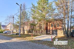 Дом 359м², 3-этажный, участок 8 сот.  