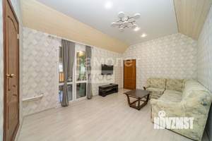 Дом 174м², 2-этажный, участок 6 сот.  