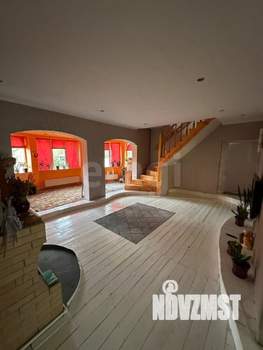 Дом 260м², 2-этажный, участок 4 сот.  