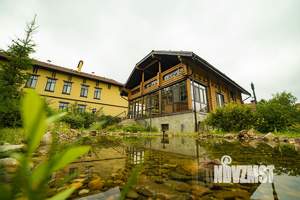 Коттедж 235м², 3-этажный, участок 9 сот.  