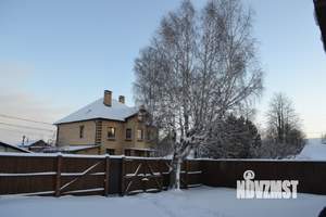 Дом 274м², 2-этажный, участок 10 сот.  