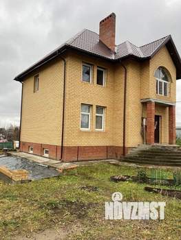 Дом 300м², 2-этажный, участок 12 сот.  