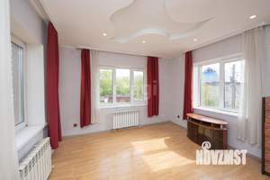 Дом 97м², 2-этажный, участок 6 сот.  