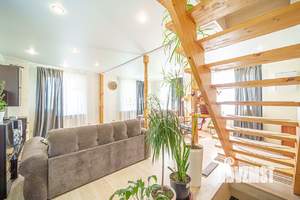 Дом 142м², 3-этажный, участок 13 сот.  