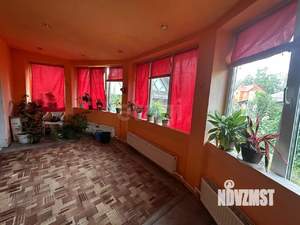 Дом 260м², 2-этажный, участок 4 сот.  