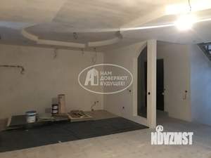 Дом 282м², 3-этажный, участок 6 сот.  