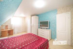 Дом 142м², 3-этажный, участок 13 сот.  