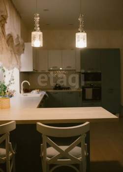 Дом 200м², 2-этажный, участок 12 сот.  