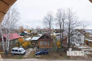 Дом 305м², 3-этажный, участок 6 сот.  