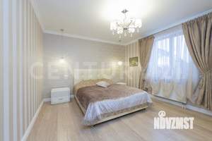 Коттедж 391м², 3-этажный, участок 12 сот.  