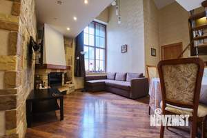 Коттедж 253м², 2-этажный, участок 16 сот.  