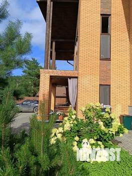 Коттедж 290м², 2-этажный, участок 8 сот.  