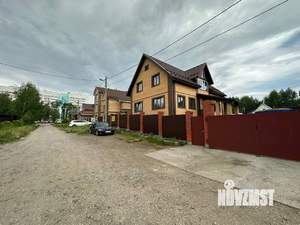 Дом 305м², 3-этажный, участок 12 сот.  