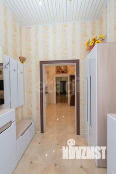 Дом 264м², 2-этажный, участок 8 сот.  