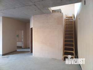 Таунхаус 245м², 3-этажный, участок 2 сот.  