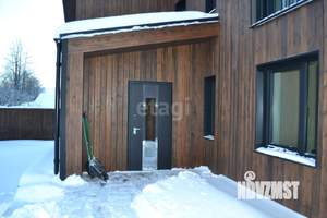 Дом 274м², 2-этажный, участок 10 сот.  