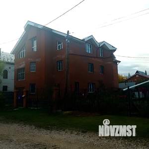 Коттедж 700м², 3-этажный, участок 8 сот.  