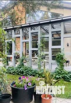 Дом 430м², 3-этажный, участок 13 сот.  