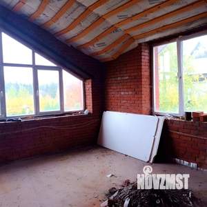 Коттедж 700м², 3-этажный, участок 8 сот.  