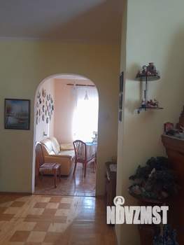 Дом 318м², 2-этажный, участок 699 сот.  