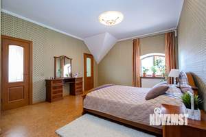 Дом 424м², 2-этажный, участок 7 сот.  