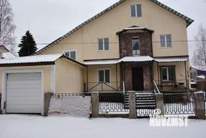 Коттедж 275м², 3-этажный, участок 7 сот.  