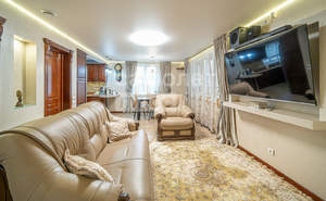 Дом 183м², 3-этажный, участок 6 сот.  