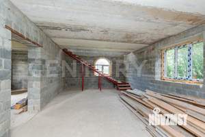 Коттедж 204м², 2-этажный, участок 6 сот.  