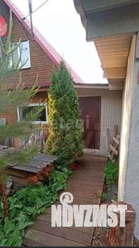 Дом 42м², 2-этажный, участок 6 сот.  