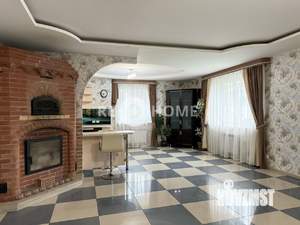 Коттедж 451м², 3-этажный, участок 12 сот.  