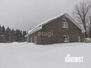 Дом 195м², 2-этажный, участок 6 сот.  