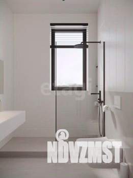 Таунхаус 200м&sup2;, 3-этажный, участок 2 сот.  