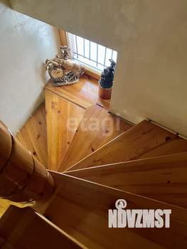 Дом 309м², 4-этажный, участок 12 сот.  