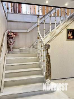 Дом 300м², 2-этажный, участок 12 сот.  